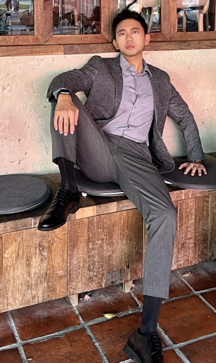 uniform men police suit tweet media