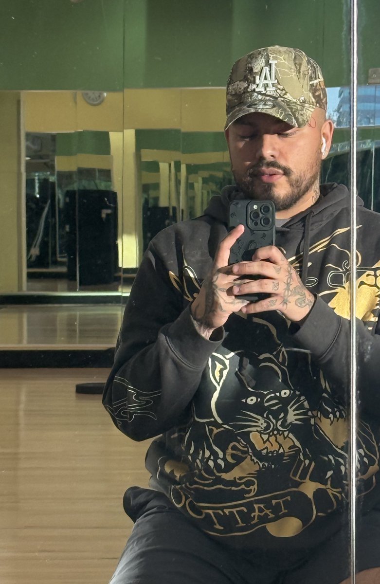 Benjamin (@medinabenn) on Twitter photo 