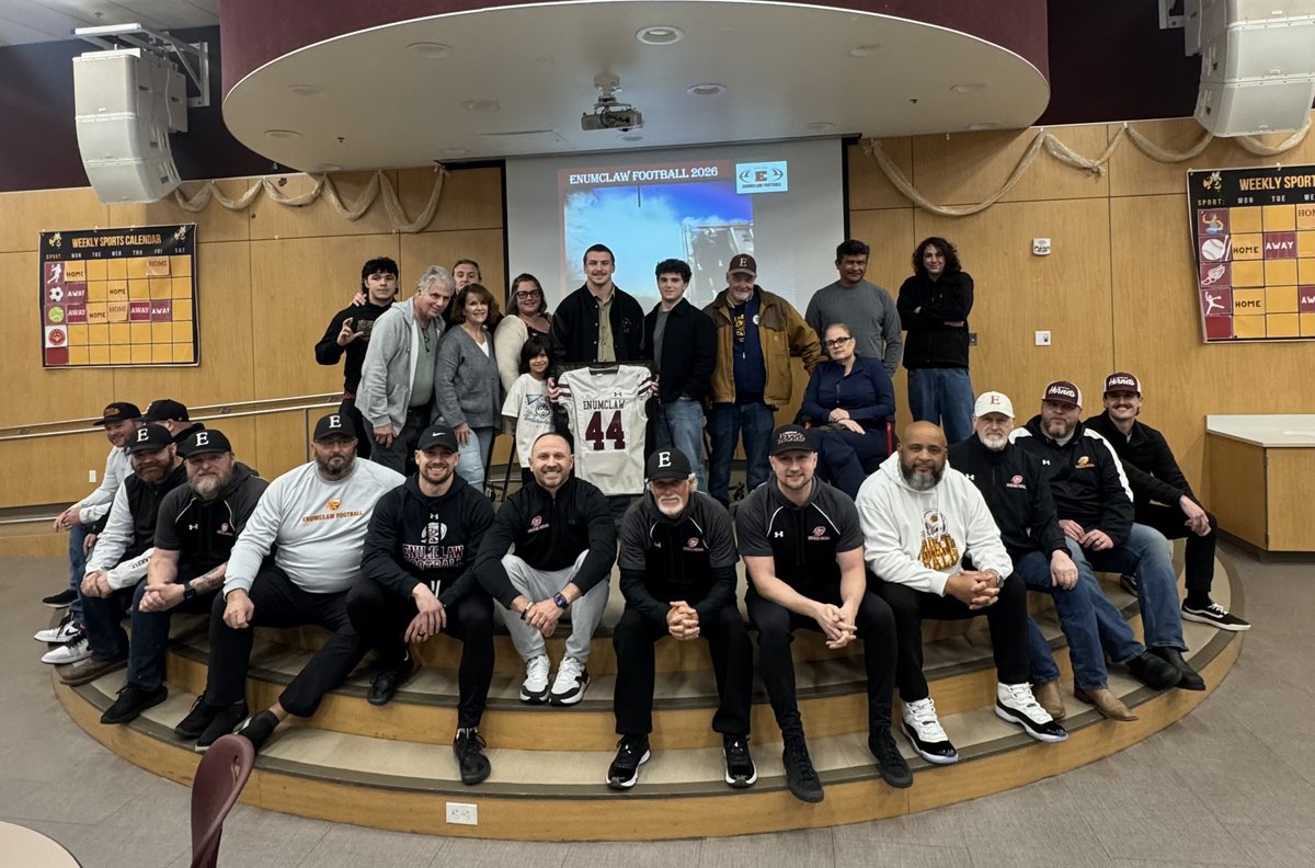 Enumclaw Football tweet media