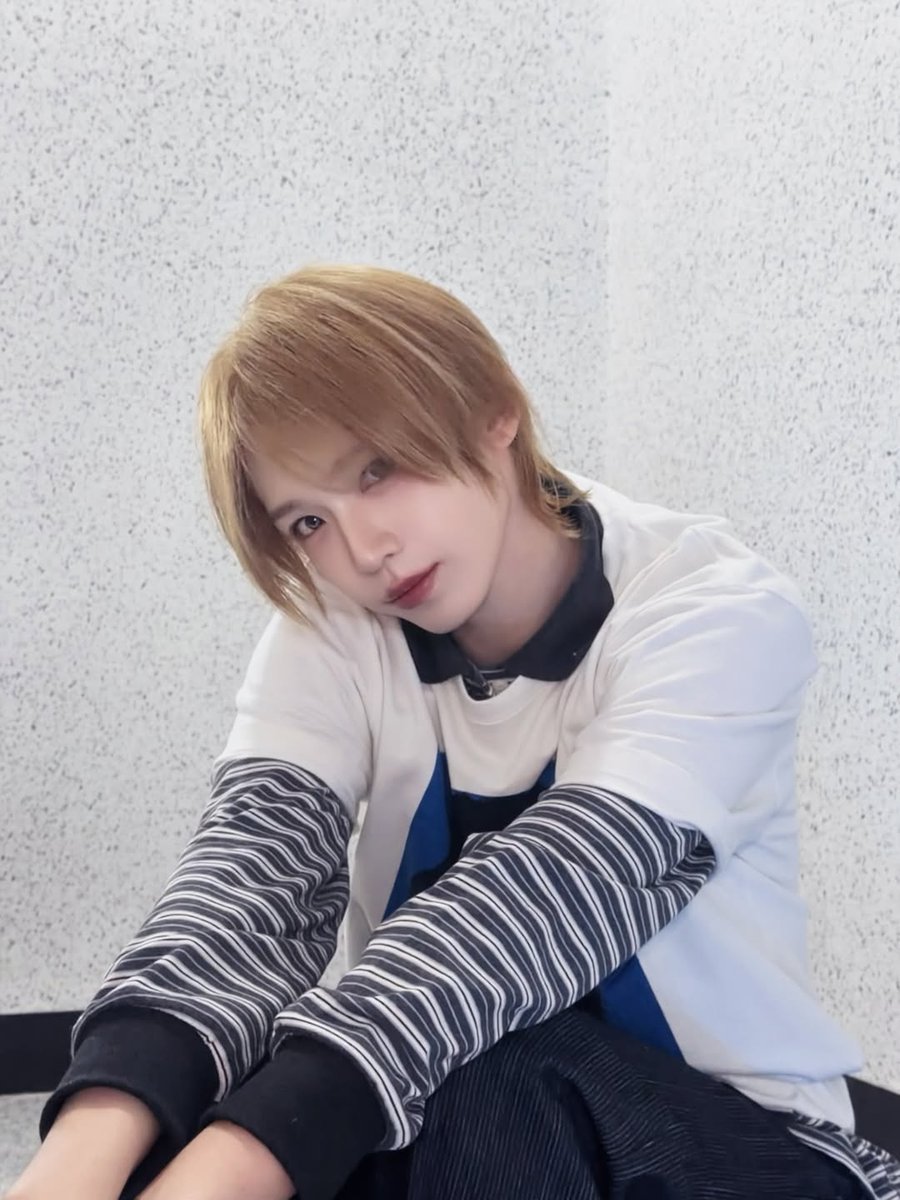 AHOF BASE tweet media