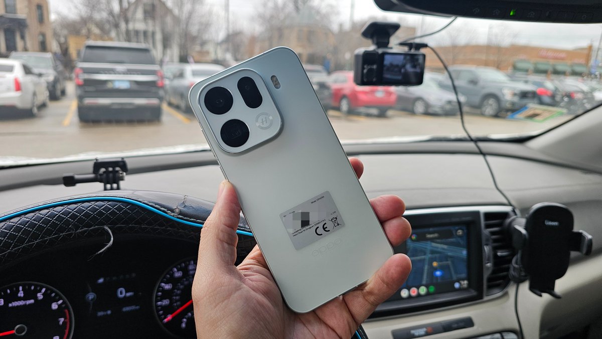 Alex Thorn tweet media