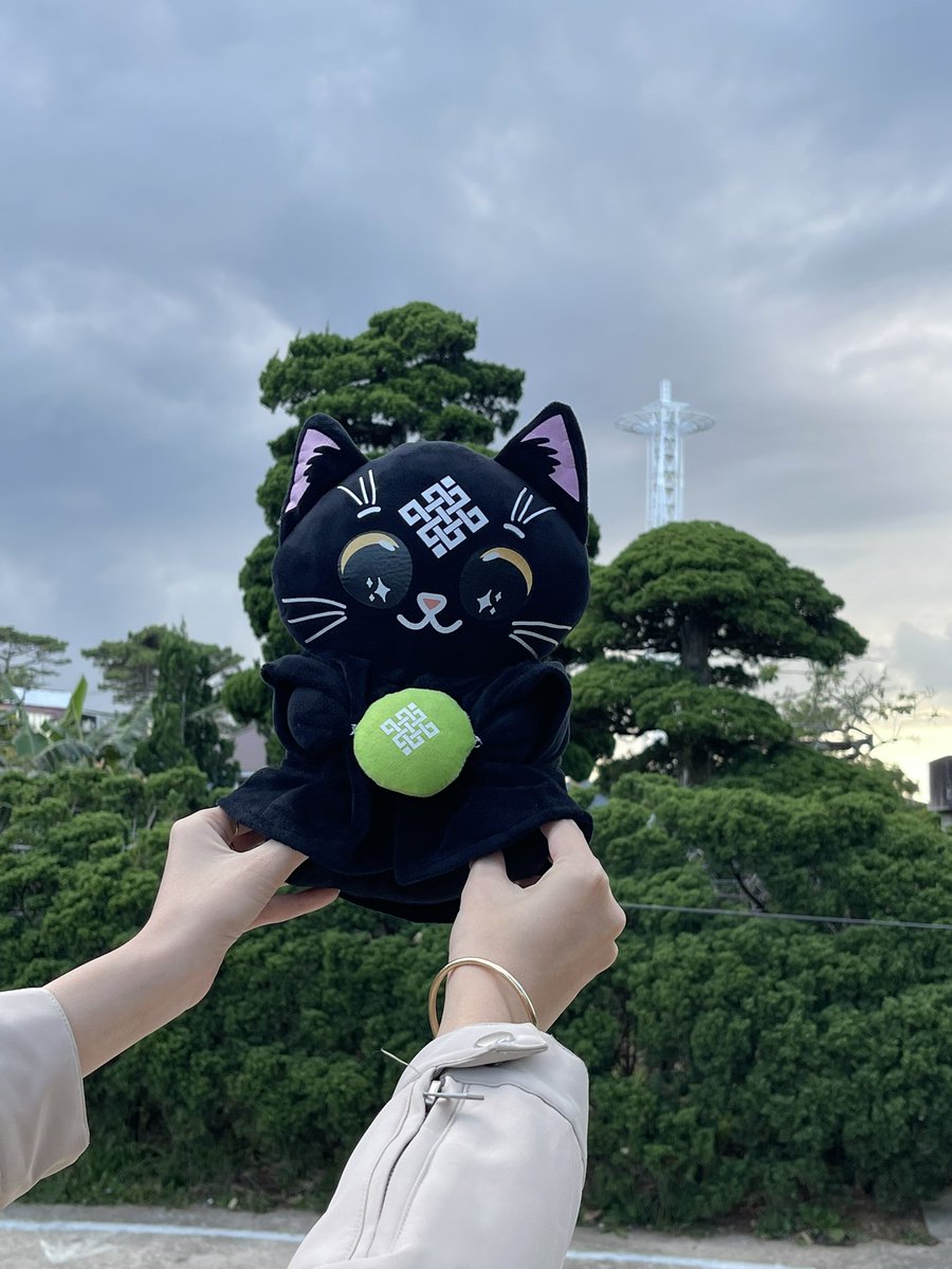 AI isn’t just about outputs, it’s about proving them.

Quiet on the surface,but Ritual is building verifiable AI where every result can be traced and checked. 
No black box , just clarity underneath 
<a href="/ritualnet/">Ritual</a> <a href="/ritualfnd/">Ritual Foundation</a>
