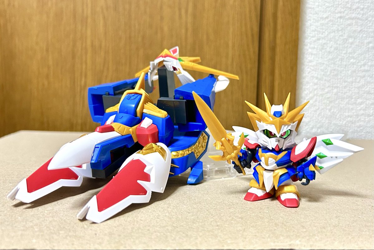 こまごま tweet media