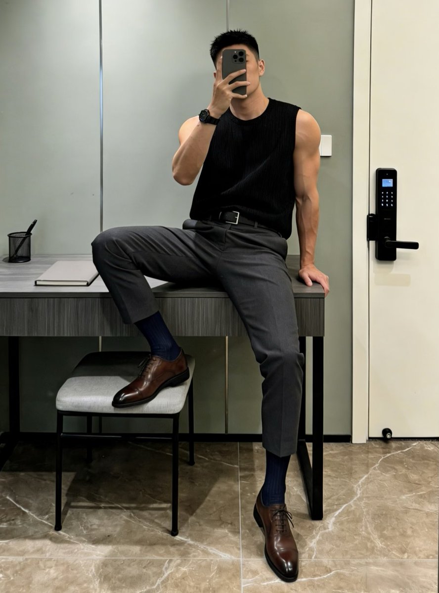 Black Socks tweet media