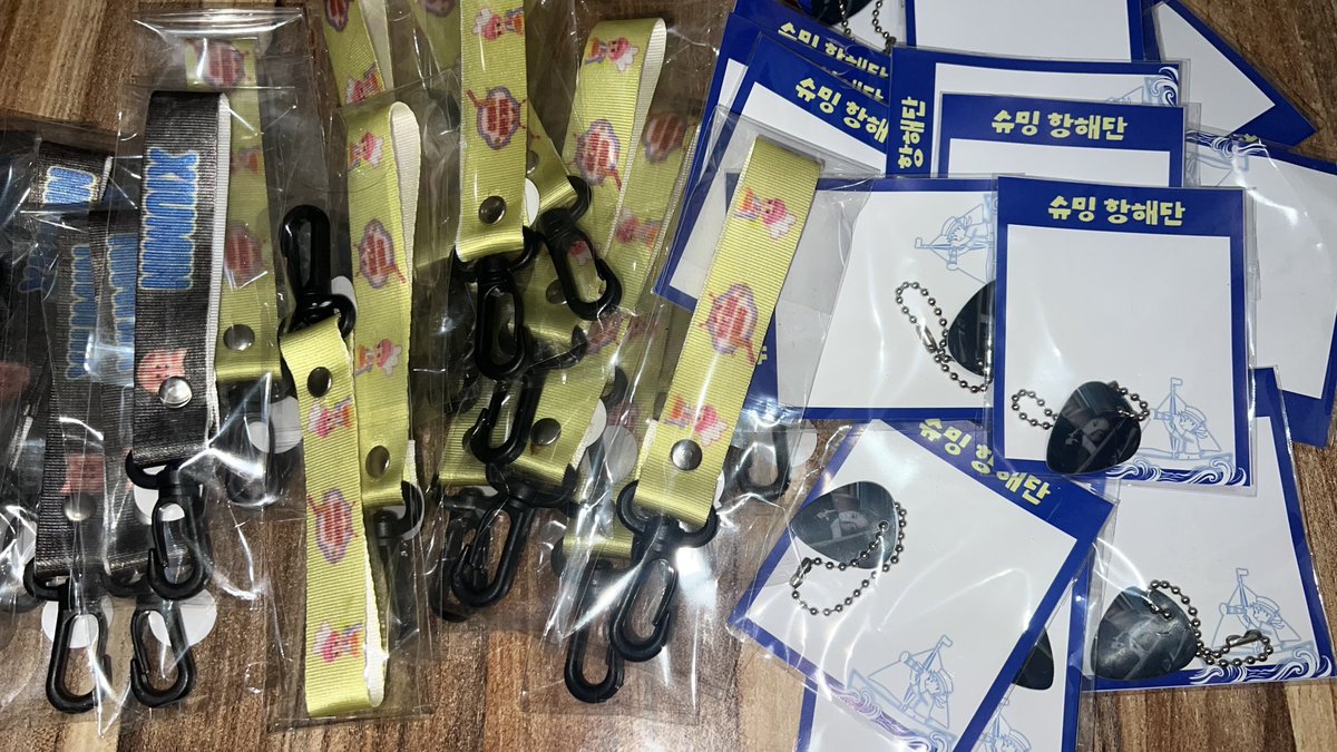 Berry Sunbae ☽̶☾ tweet media