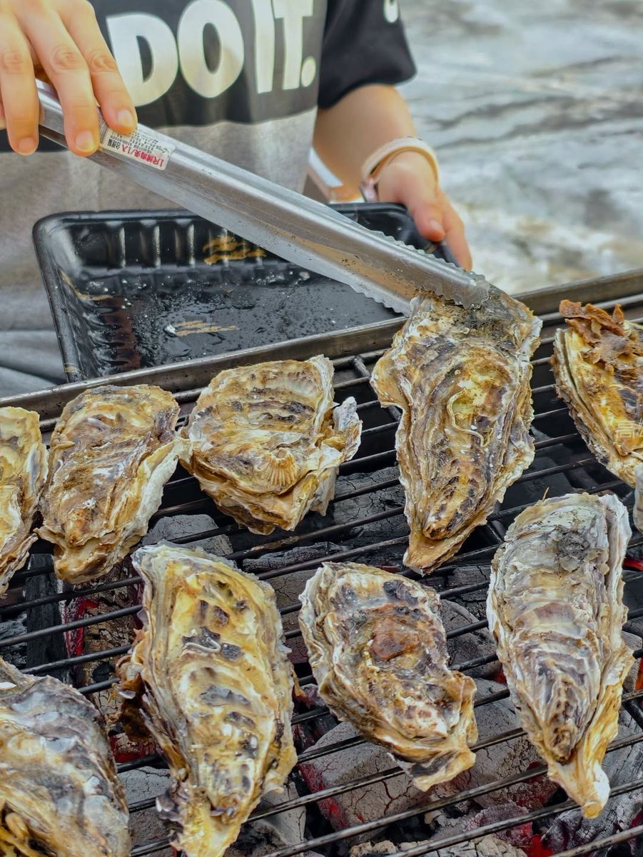 Chris Sharp tweet media