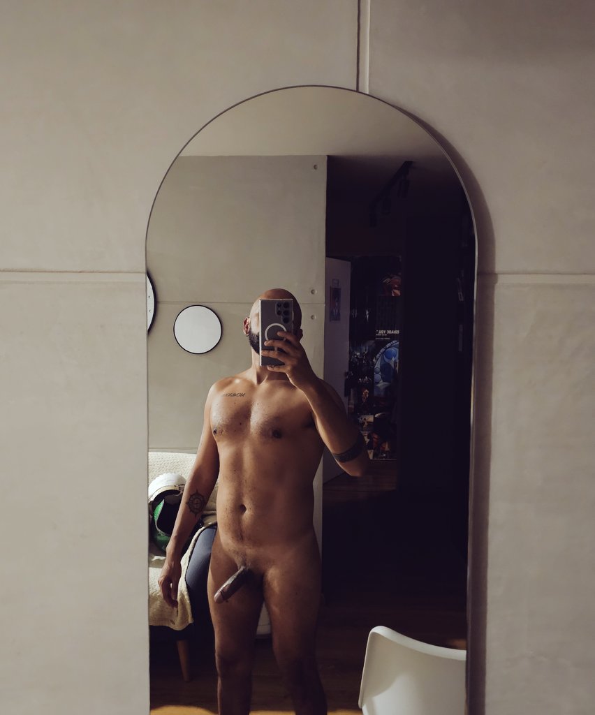 DARK_MOLKO tweet media