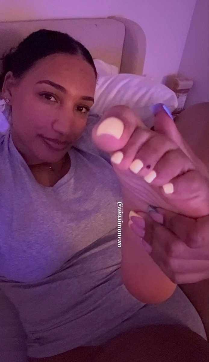 nia simone tweet media