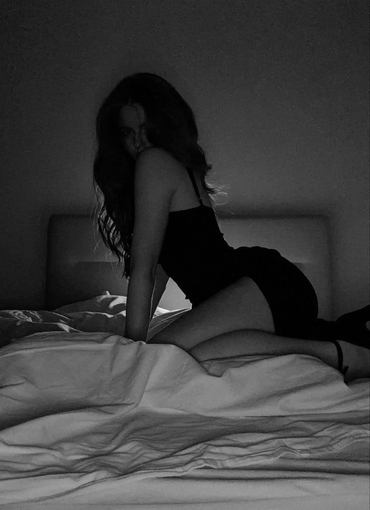 Selene tweet media