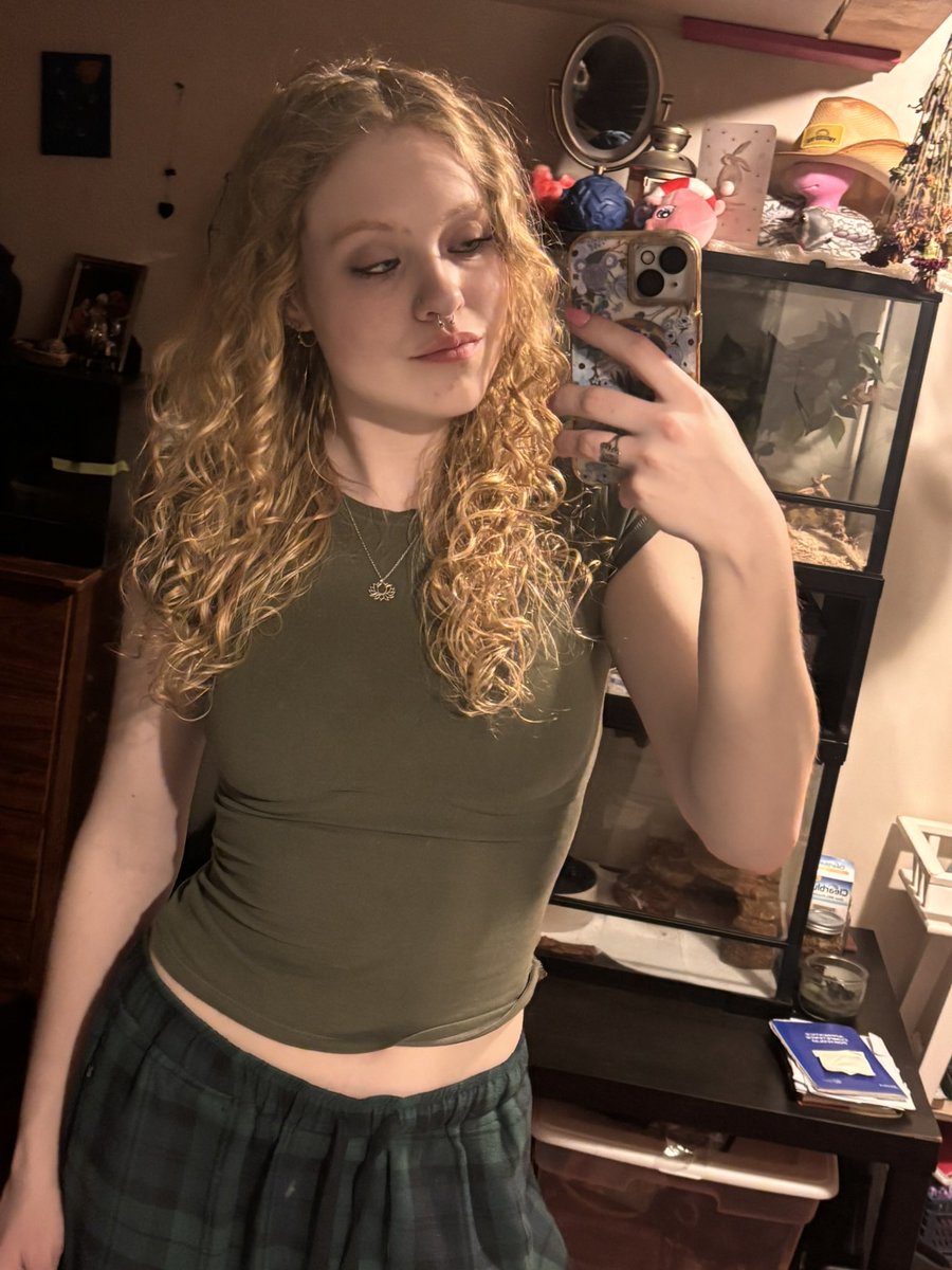 Alice🇨🇦 tweet media