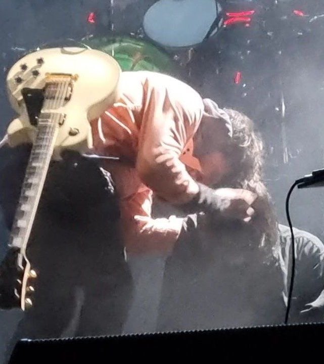 endless night tweet media