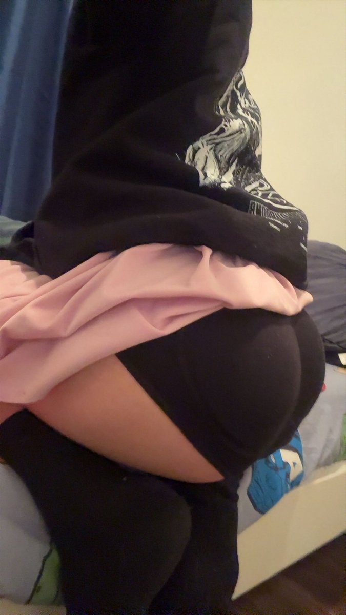 I_Order_Fries tweet media