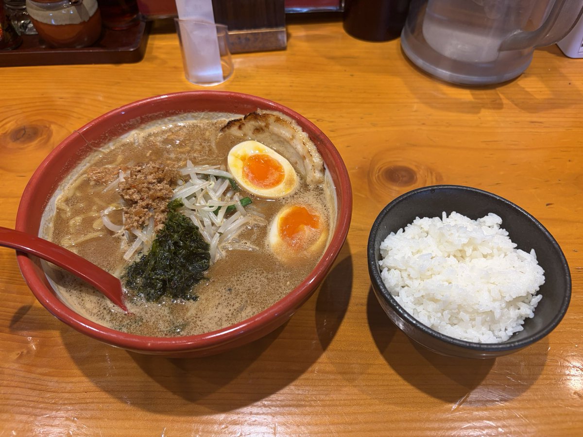 りょえよ・トローペン tweet media