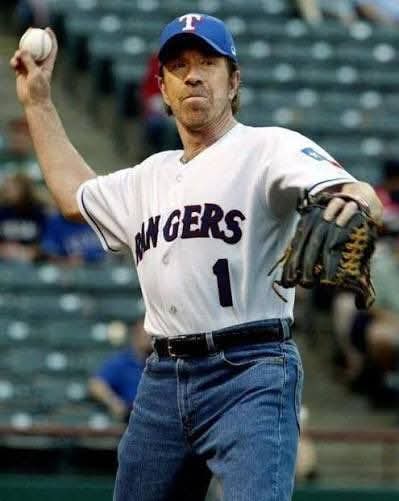 Michael 🏴‍☠️ tweet media