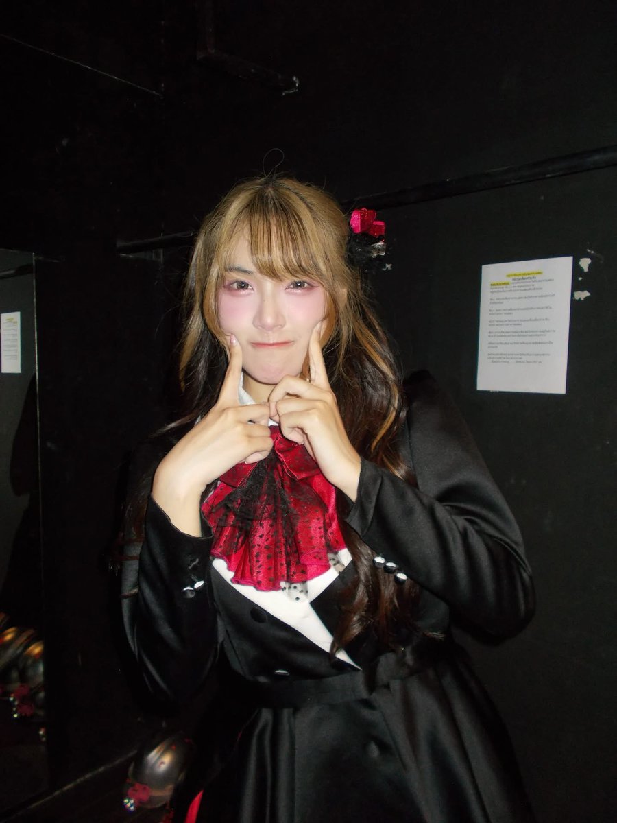 แอคZ tweet media