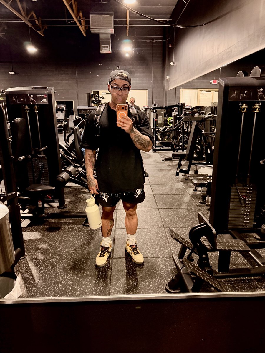 gh0stn 🦍 tweet media