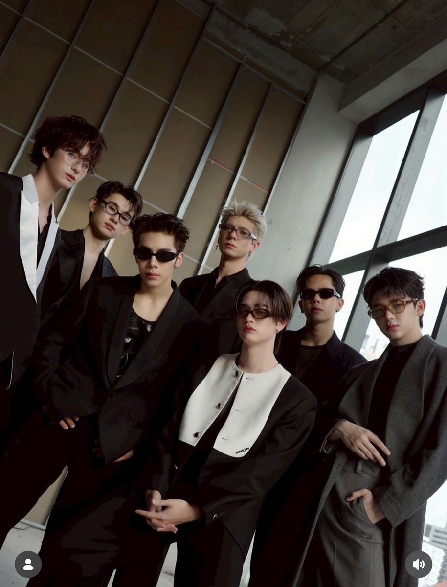 Me.Oilly tweet media