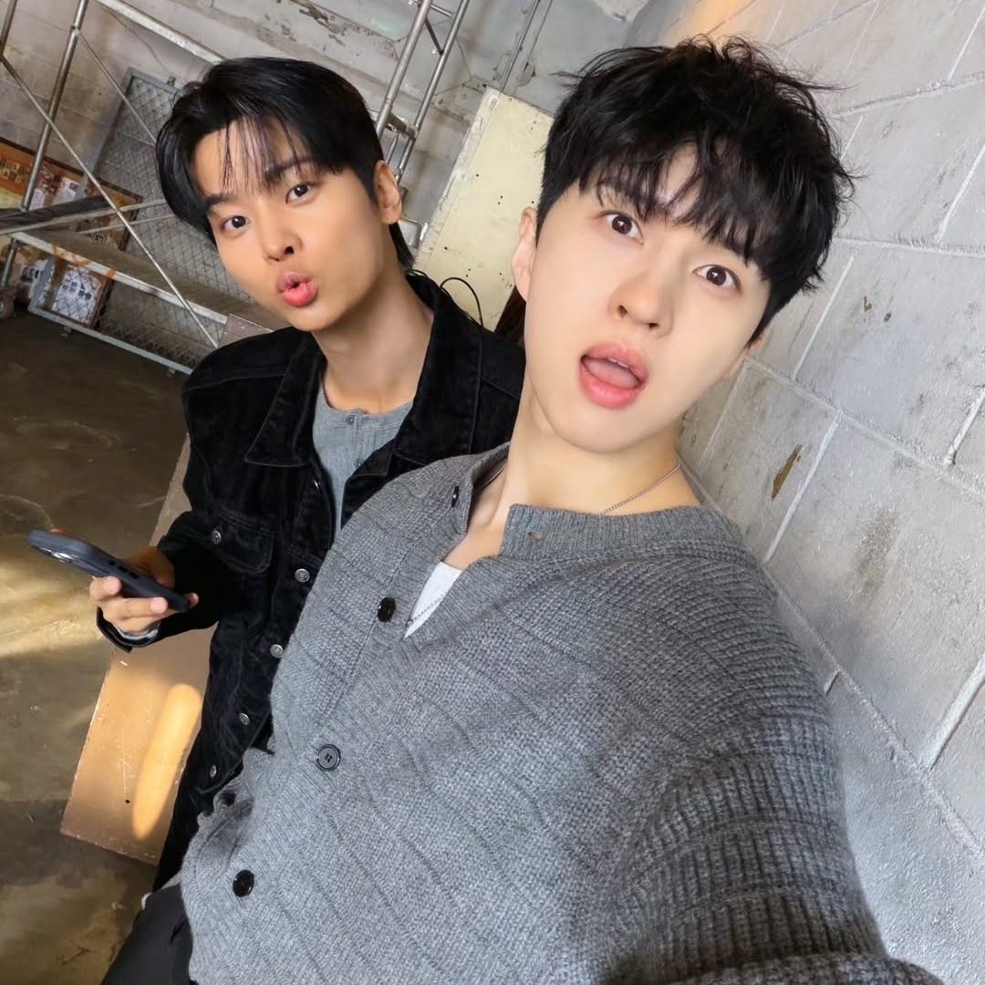 VIXX BASE tweet media