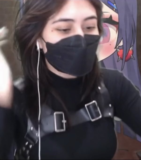 immerbluu💜 tweet media