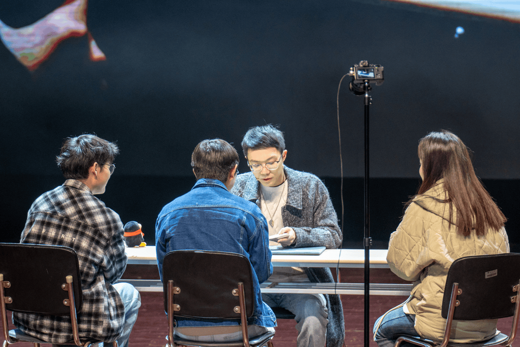 Julia Santos tweet media