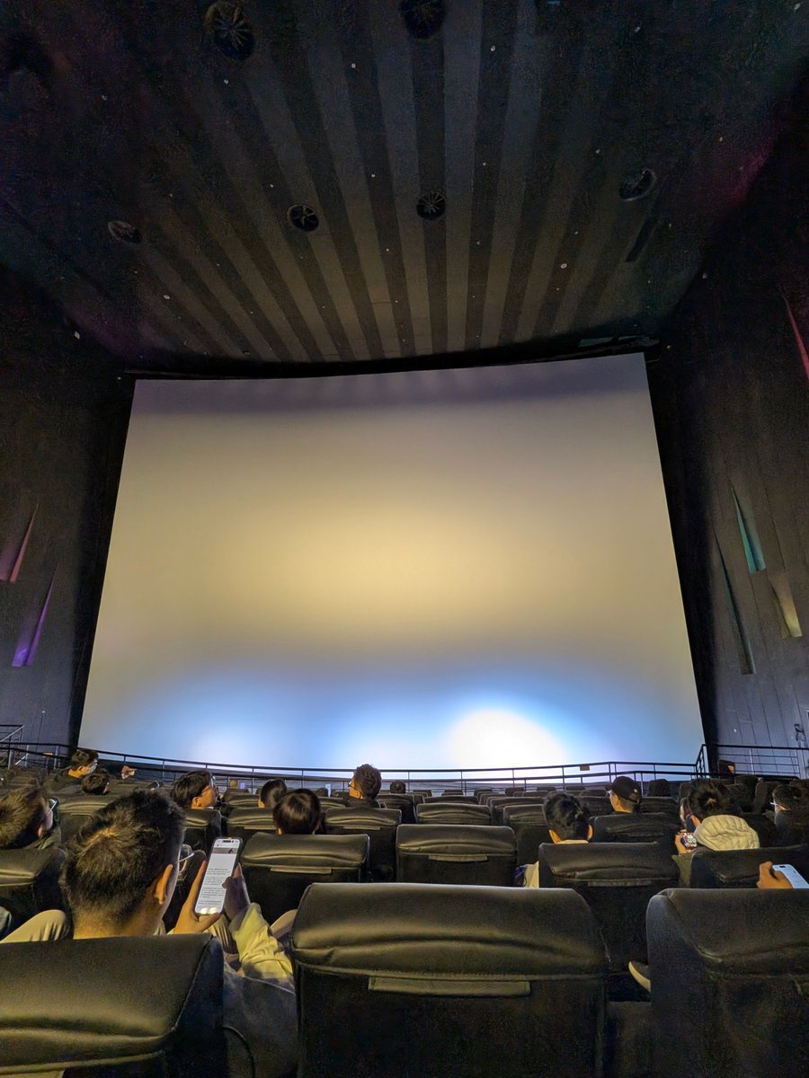 Regelegorila tweet media