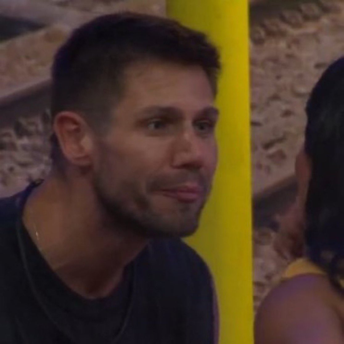 top3 🥂🍍🐉 tweet media