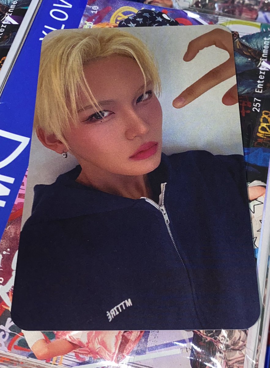 ⵢ૯ദ4ട੮i@ה! #UXLXVE tweet media