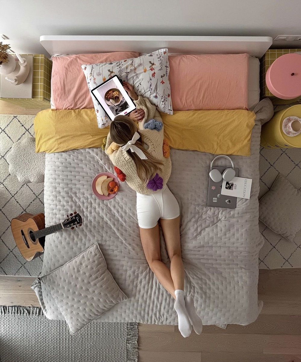 ~auline~ tweet media