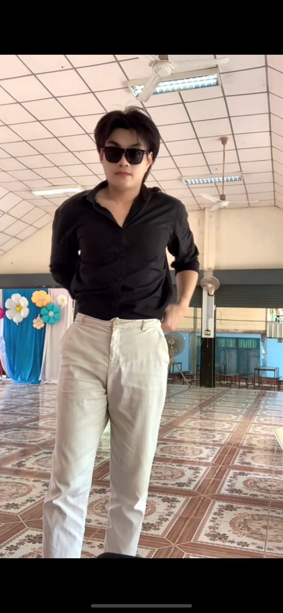 7004Ap's tweet photo. บ่าวครูอุดร
#อุดรธานี https://t.co/50VxEJ9A5C