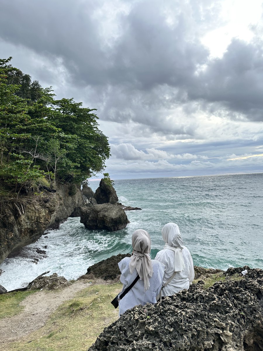 tina 🐣 🦊 🍀 tweet media