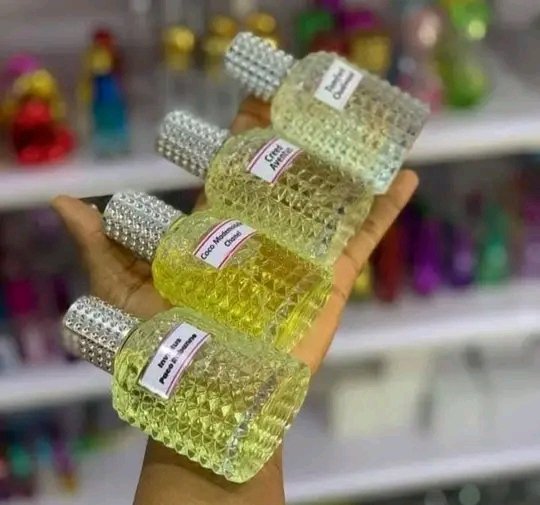 Derah's Scent Emporium tweet media