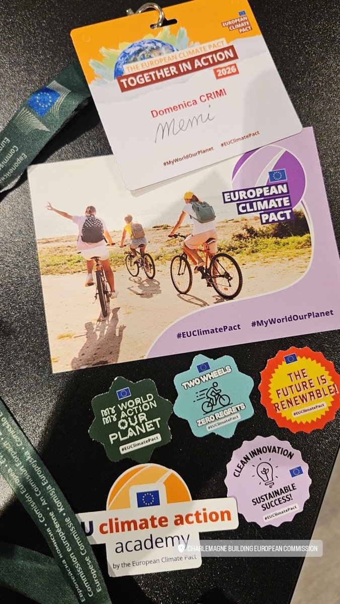 MeAncheSe's tweet photo. 🇪🇺 The start of three days of ideas, connections and real climate action 💚
🌟  Proud to be part of it as a Climate Pact Ambassador
Brussels 
@EUClimateAction @euclipa_it @PattoeuclimaIT #MyWorldOurPlanet 
#ClimateAction #domenicamemicrimi 🌱 https://t.co/96Q4VdRdOm