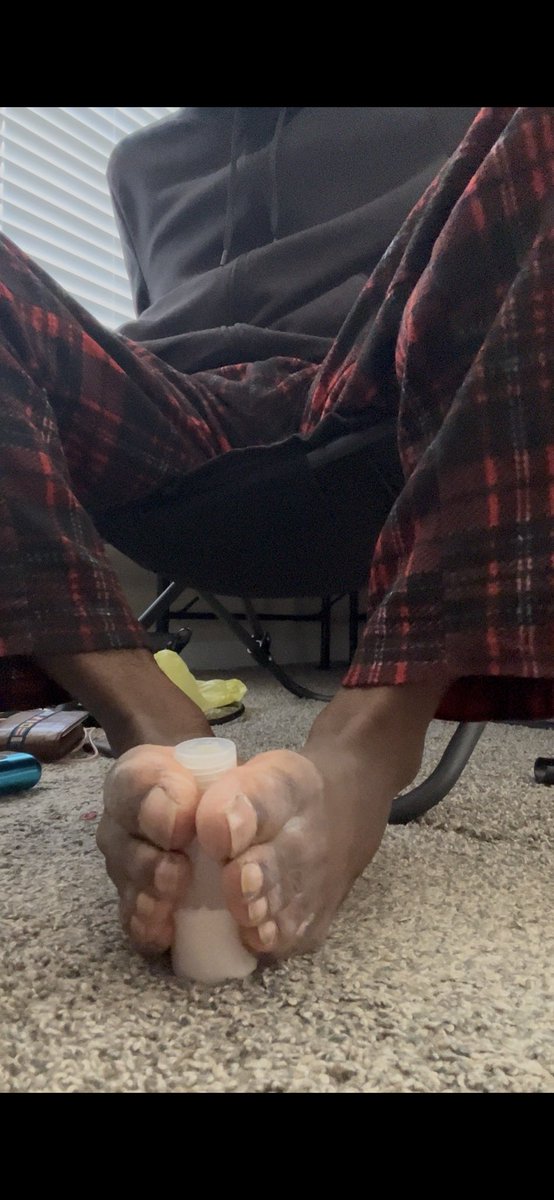 AiFootboy11's tweet photo. Stroking multiple object joi video https://t.co/EtZ1k10n31