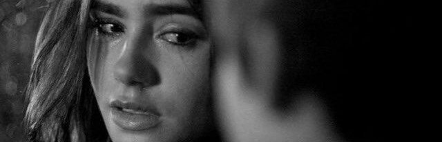 𝘐𝘯 𝘌𝘯𝘨𝘭𝘪𝘴𝘩, 𝘸𝘦 𝘴𝘢𝘺: “𝘖𝘷𝘦𝘳𝘵𝘩𝘪𝘯𝘬𝘪𝘯𝘨”

𝘉𝘶𝘵 𝘪𝘯 𝘱𝘰𝘦𝘵𝘳𝘺, 𝘸𝘦 𝘴𝘢𝘺:
“𝘔𝘺 𝘵𝘩𝘰𝘶𝘨𝘩𝘵𝘴 𝘸𝘦𝘳𝘦 𝘥𝘦𝘴𝘵𝘳𝘰𝘺𝘪𝘯𝘨 𝘮𝘦. 𝘐 𝘵𝘳𝘪𝘦𝘥 𝘯𝘰𝘵 𝘵𝘰 𝘵𝘩𝘪𝘯𝘬, 𝘣𝘶𝘵 𝘵𝘩𝘦 𝘴𝘪𝘭𝘦𝘯𝘤𝘦 𝘸𝘢𝘴 𝘢 𝘬𝘪𝘭𝘭𝘦𝘳 𝘵𝘰𝘰.”