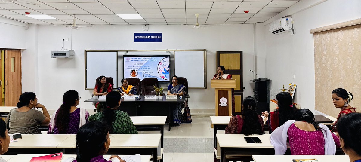 RDWUniversity's tweet photo. Department of Home Science, Rama Devi Women’s University, Bhubaneswar organised a Seminar on “Women Entrepreneurship: Opportunities and Challenges” on 23/03/2026. Dr. Gayatri Moharana, Scientist, ICAR-CIWA, Bhubaneswar was the Keynote Speaker of the Seminar. https://t.co/kJeyf5o1D2