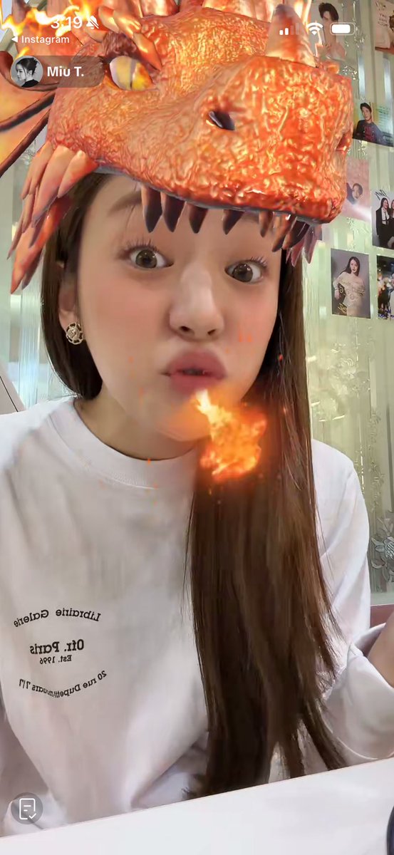 MitzyMiu tweet media