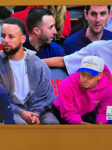 LACESAthletes's tweet photo. Who’s Seth Curry’s stylist? Got him fitted two nights in a row 👀🧢 https://t.co/FWlqjZDEh7