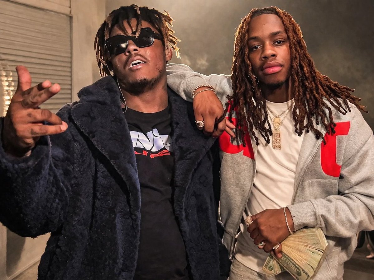 LGBeasty_'s tweet photo. 500 followers on the way #lgmalique + #juicewrld https://t.co/BSVpcVcvcc