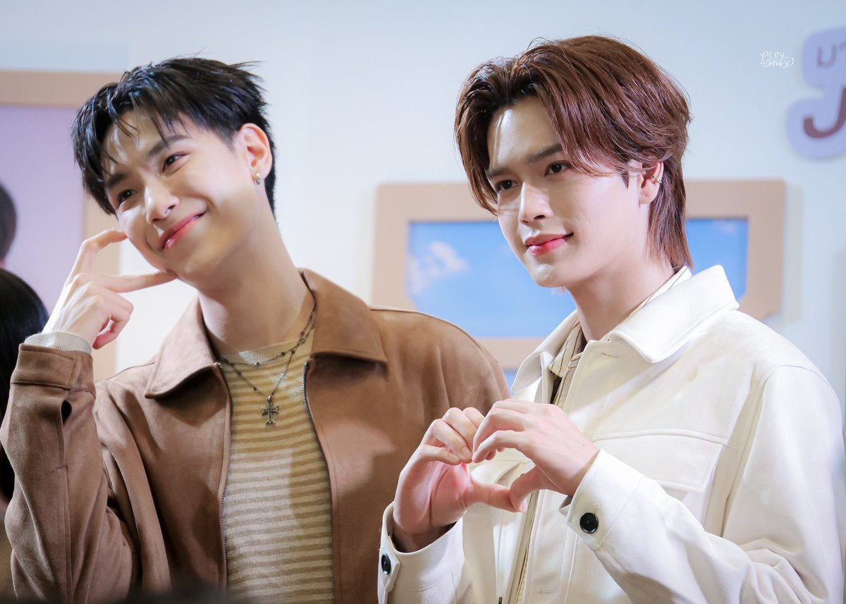 ⌇˚ᰔᩚน้อนลูกชิ้นྀི֒~ ᴘʟᴏʏꜱᴀɴᴅʏ✈️🌞🌛💫 tweet media