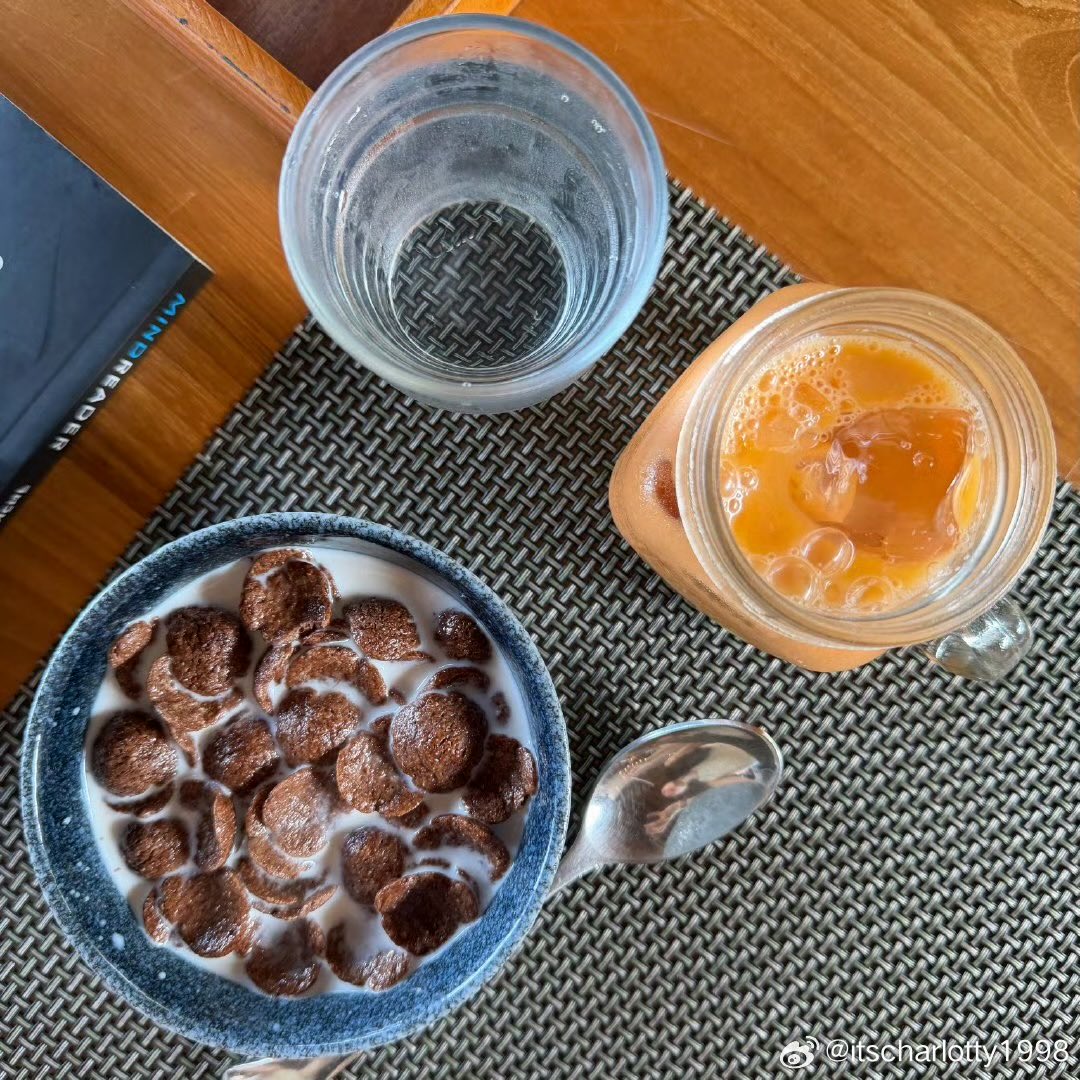 Liverpool ❤️Charlotte 🐰 tweet media