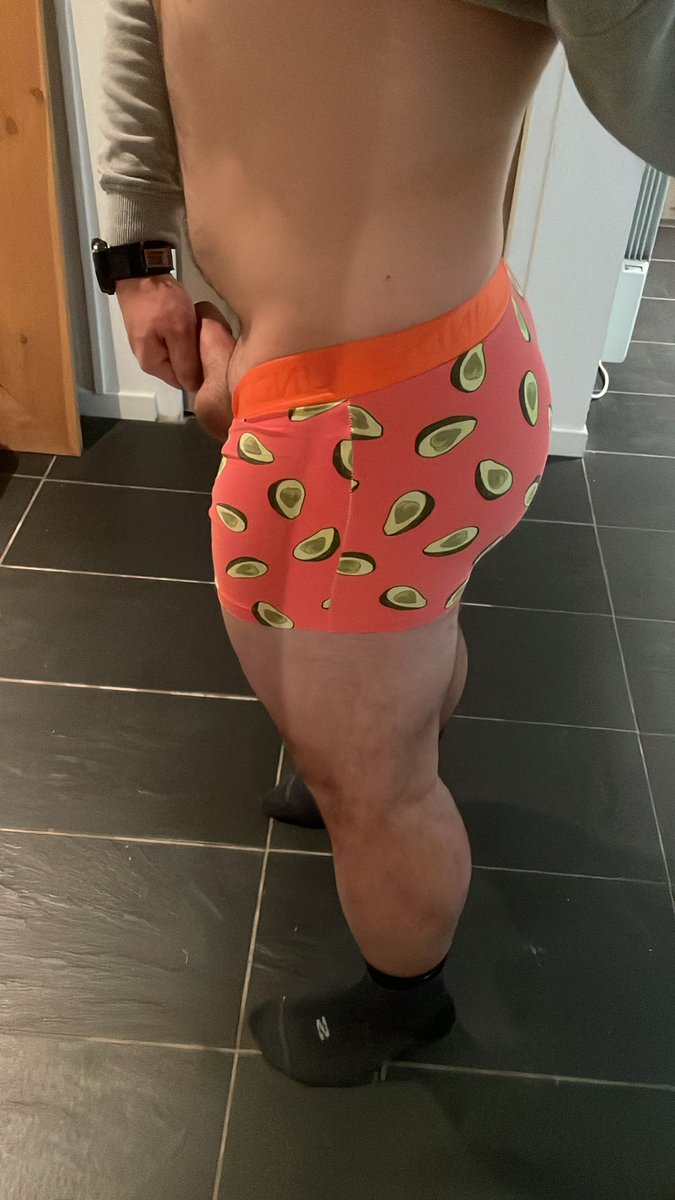 thestreet007's tweet photo. Petit #mardimiroir et je vous souhaite une bonne journée de plaisir mes petit amours.
@JoliesFormes8 @OrgasmicGroup @PartageDefiHot @lafrancecoquine #grosse #mamelle #cul #cougar #milf @poitrine #bbw https://t.co/G5JZPM55IZ
