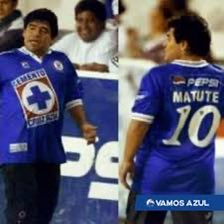 Veridis Quo 🤖 tweet media