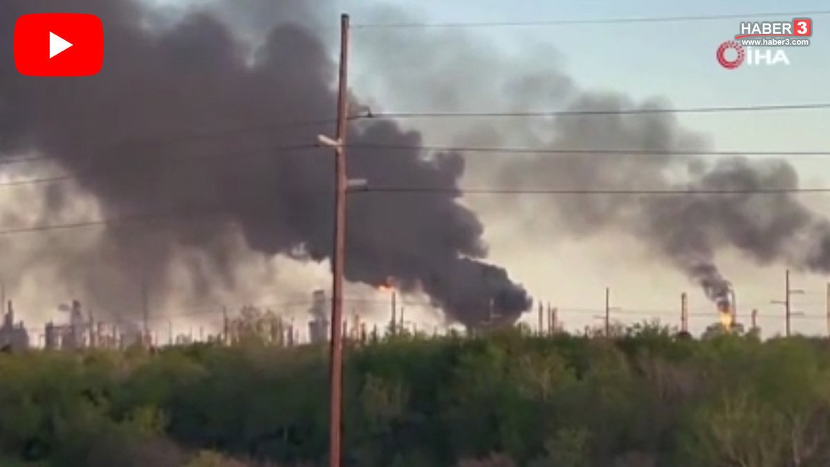 haber3com's tweet image. ABD’nin Teksas eyaletindeki Port Arthur şehrinde bulunan dev Valero petrol rafinerisinde şiddetli bir patlama meydana geldi! Patlamanın ardından tesisi alevler sararken, bölge halkına "evden… haber3.com/foto-galeri/ha… #PortArthur #Teksas #Patlama #Valero #PetrolRafinerisi