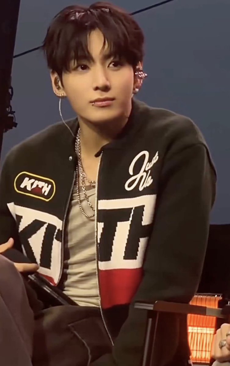 주사기든개미 tweet media