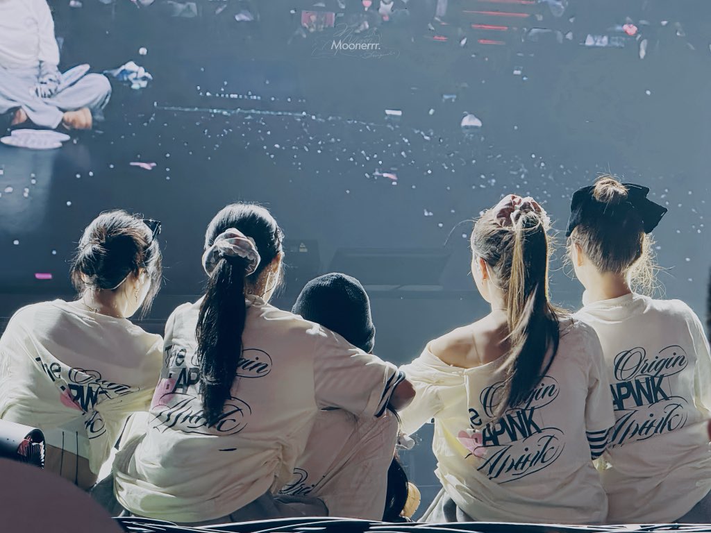 Moonerrr tweet media