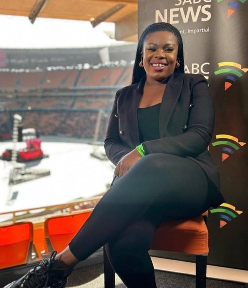 Man’s NOT Barry Roux tweet media