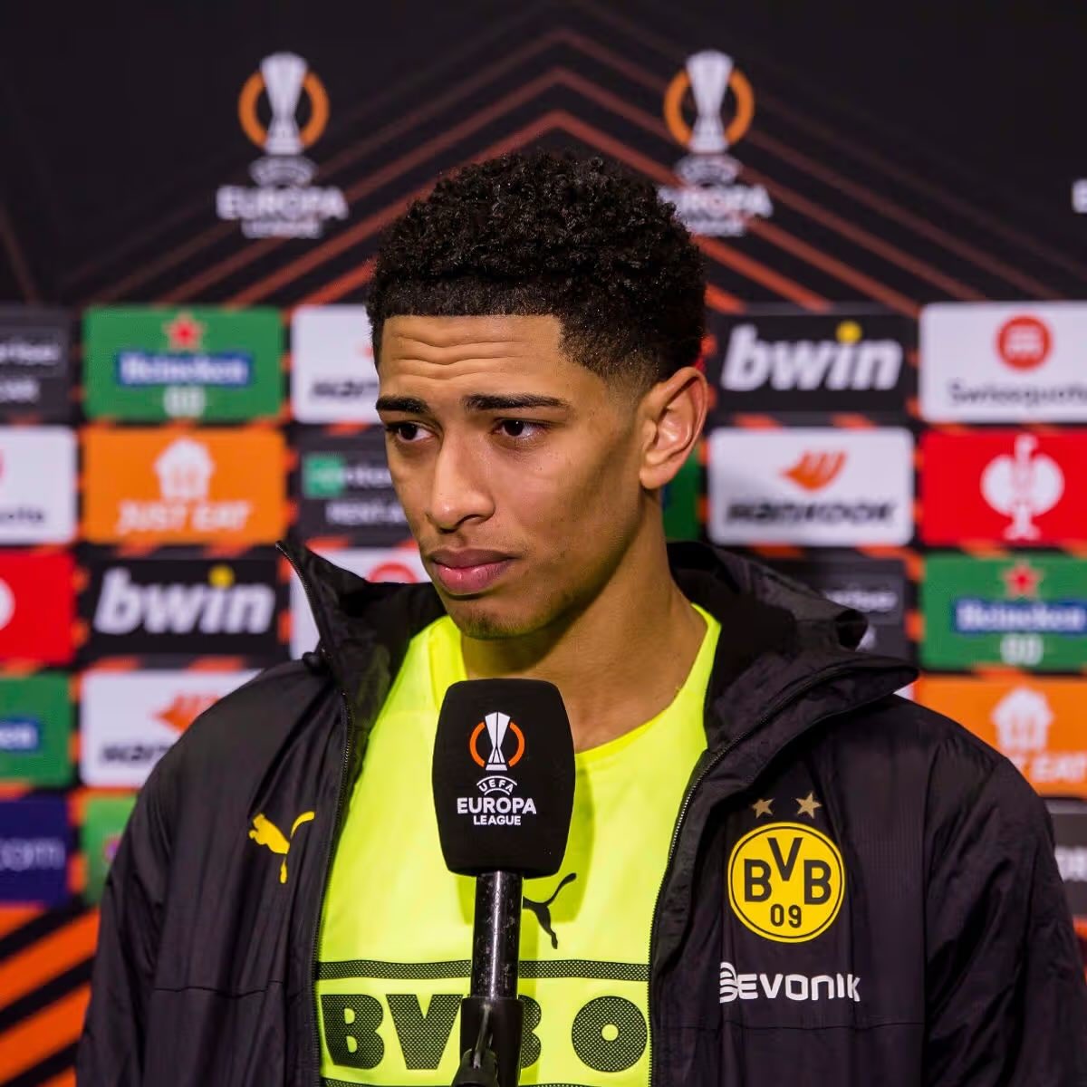 Un hombre de fútbol tweet media