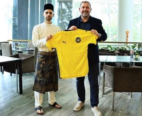 Slave of UK 🇬🇧 tweet media