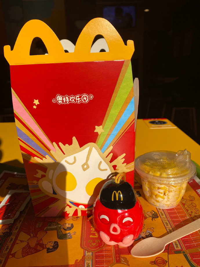 Samantha tweet media