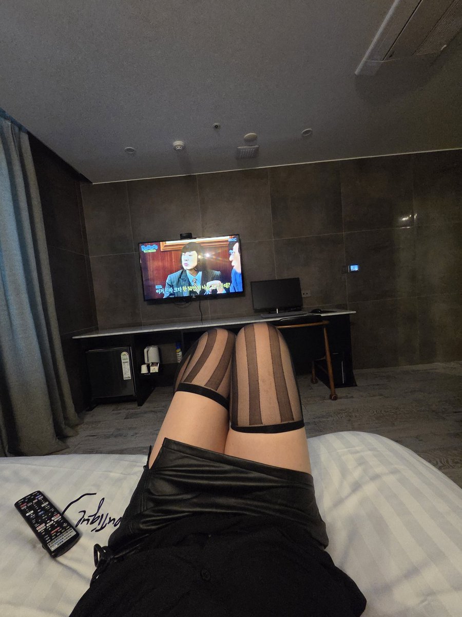 바이올렛 tweet media